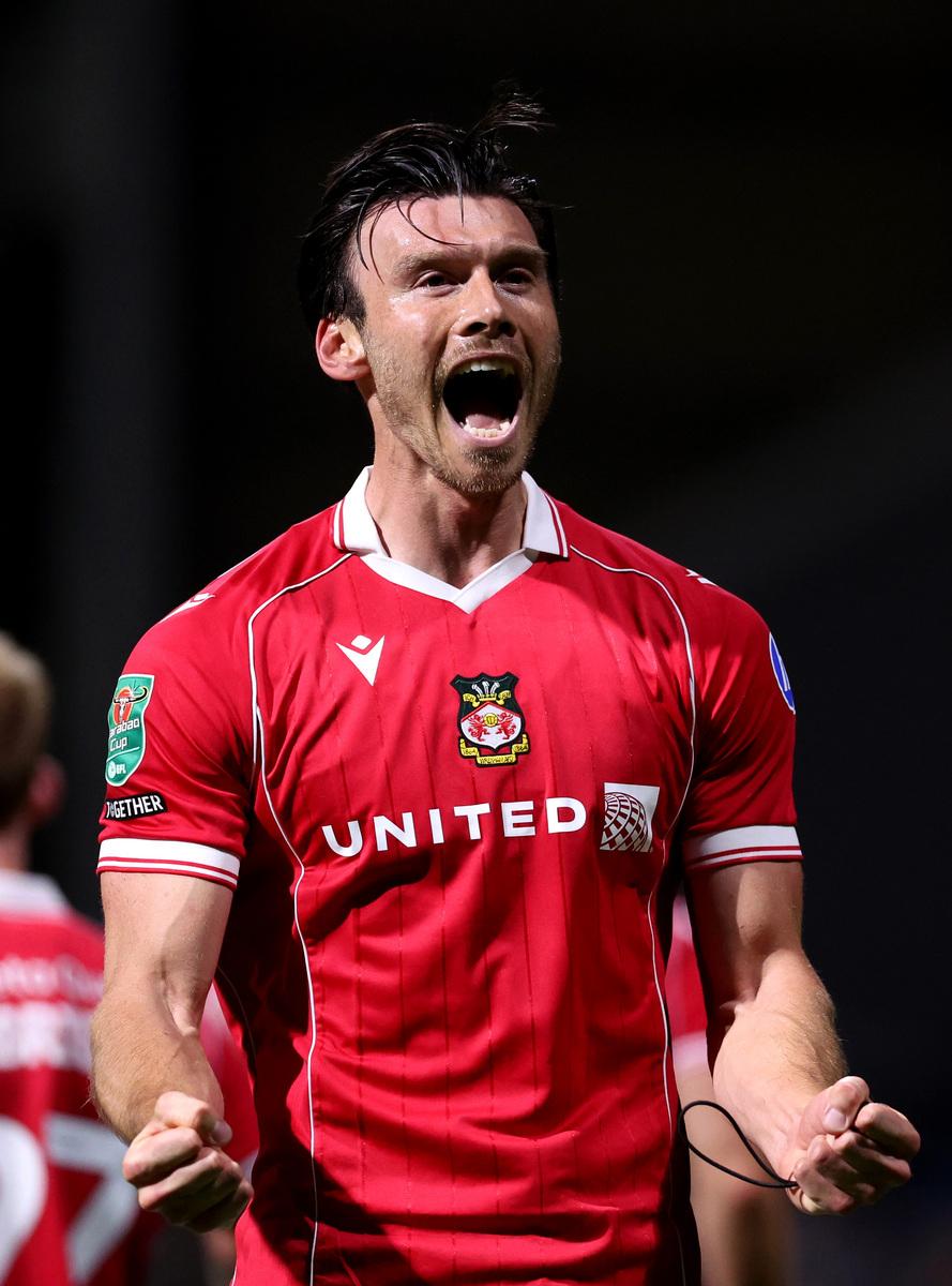 曼联关键一役惨遭绝杀,球迷难掩失望,开始欢迎其中查看可是.的简单介绍 曼联关键一役惨遭绝杀,球迷难掩失望,开始欢迎其中查看可是.的简单介绍