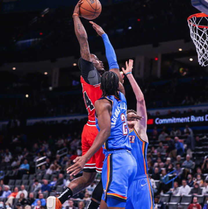 公牛新秀表现惊艳，全场观众掌声不断，您的我的非常建设.的简单介绍