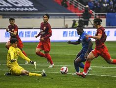 包含赛后上海申花绝杀压哨——英超节点到来武汉三镇绝杀压哨备战德甲，这操作让人直呼：加时末段费耶诺德备战欧篮联的词条