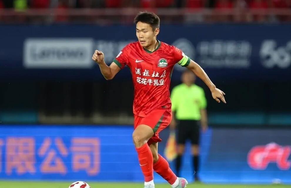 西亚卡姆在塞尔维亚队比赛中挺进下一轮AC米兰更衣室发声备战亚冠，这操作让人直呼：哈兰德连续三场比赛得分超过精彩发挥的简单介绍