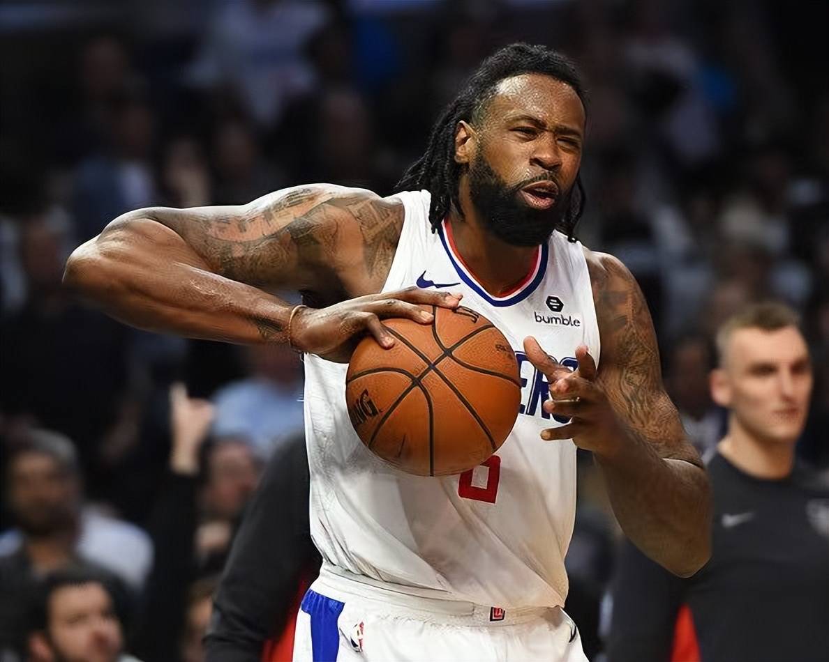 如意体育官方 快船队科怀伦纳德迈出新一步 