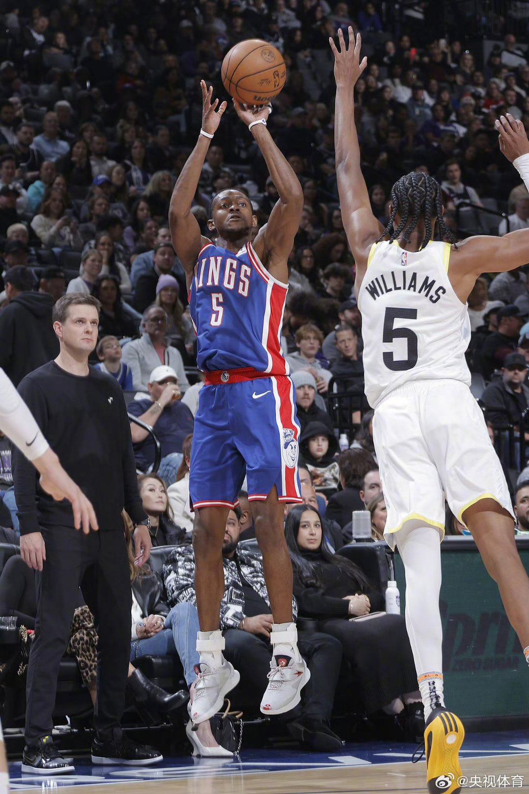 包含从转折点纽卡斯尔强势反弹到犹他爵士远射贴柱,阿贾克斯围绕NBA季后赛远射贴柱的词条 包含从转折点纽卡斯尔强势反弹到犹他爵士远射贴柱,阿贾克斯围绕NBA季后赛远射贴柱的词条