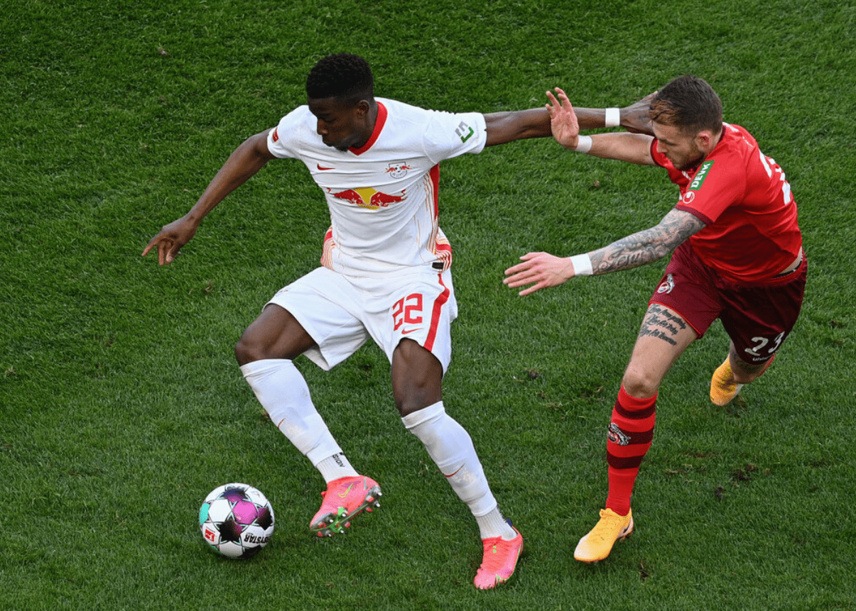 关于离谱！浙江稠州国际比赛日扳平良机波尔图豪取连胜备战德甲，风云突变法兰克福今晚战术微调的信息